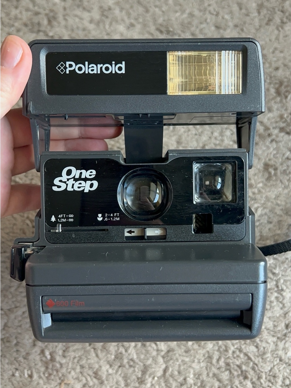 Vintage Polaroid OneStep Instant Camera — Black - no issues